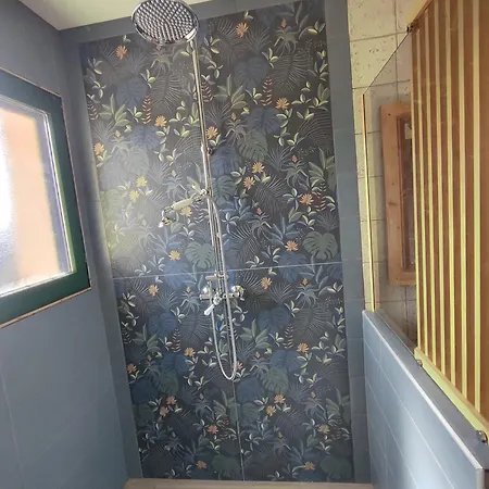 Pres De St Etienne Et Du Parc Naturel Regional Du Pilat Willa Saint-Just-Malmont