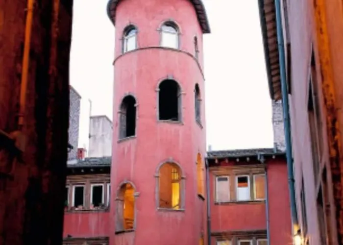 Pres De St Etienne Et Du Parc Naturel Regional Du Pilat Villa