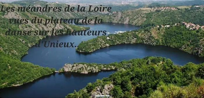 Pres De St Etienne Et Du Parc Naturel Regional Du Pilat Villa