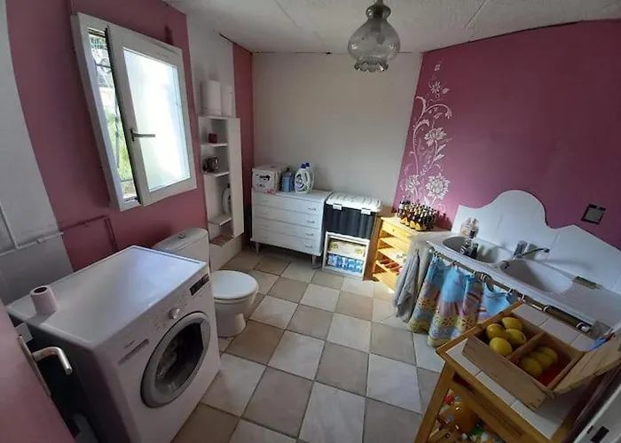 Pres De St Etienne Et Du Parc Naturel Regional Du Pilat Villa